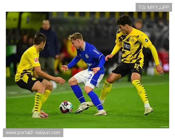 山猫多次浪费两位数领先,半决赛不敌对手遭淘汰 山猫多次浪费两位数领先,半决赛不敌对手遭淘汰