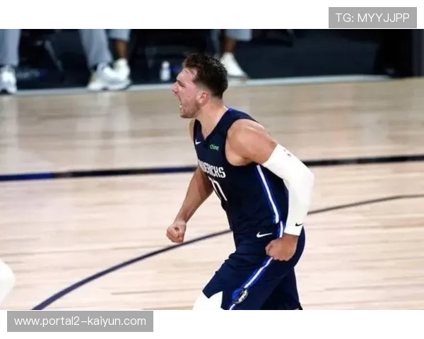 独行侠四连胜迎战湖人,东契奇重返达拉斯引关注